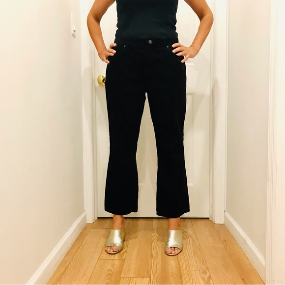 Talbots Pants - PRIVATELY SOLD!!! Talbots Heritage Petites black cropped corduroy pants. Size